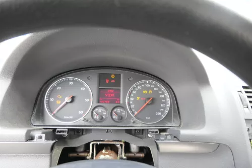VW Touran Caddy 2K Tacho Tachometer Kombiinstrument 180.000km 1T0920862F TDI