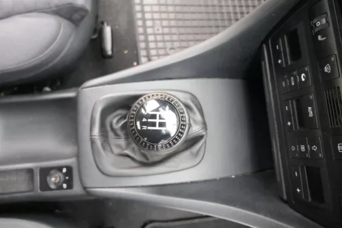 Audi A6 4B Schaltknauf Schaltsack Schaltknüppel original 5-Gang Leder schwarz (165083)