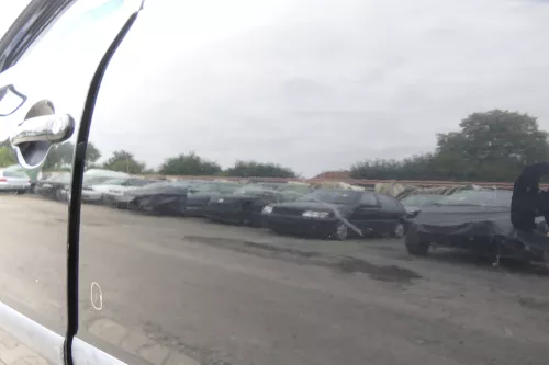 VW Passat 3B 3BG Kombi Variant Tür hinten links schwarz L041 ohneAnbauteile (165095)