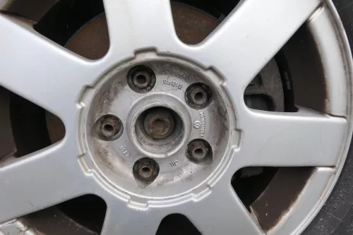 1x Felge Alufelge original VW Passat 3BG 7jx15H2 ET45 3B0601025A 3B0 601 025 A 4 (165124)