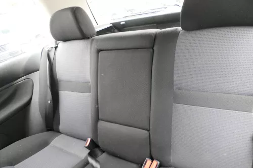 Golf 4 Limousine Sitz Rückbank Rücksitzbank Sitzfläche Sitze Kopfstützen schwar (165169)