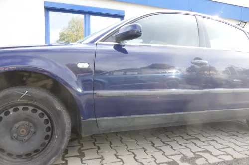 Passat 3B 3BG 3B6 Kombi + Limo Tür vorne links Fahrertür blau LA5E ohneAnbaut