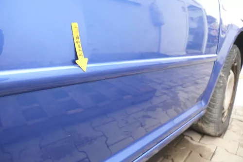 VW Golf 4 Tür vorne rechts Beifahrertür 2/3-Türer blau LW5Y ohnAnbauteile (165320)