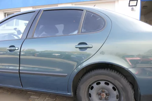 Seat Leon Toledo 1M Tür hinten links Fahrerseite LS5W AZUL TOPACIO L5SW grün