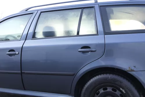 Skoda Octavia 1U5 Combi Kombi Variant Tür hinten links grau LF7V 9901 U9
