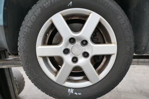 4x Audi A4 8E A6 4B Alufelgen 195/65R15 91H Winterreifen Reifen 4-7mm KBA 46659 (165703)