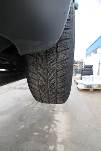 4x Audi A4 8E A6 4B Alufelgen 195/65R15 91H Winterreifen Reifen 4-7mm KBA 46659 (165703)