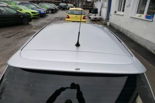 VW Golf 4 Limousine nur Spoiler silber LA7W ABT Tuning an Heckklappe Klappe (165712)