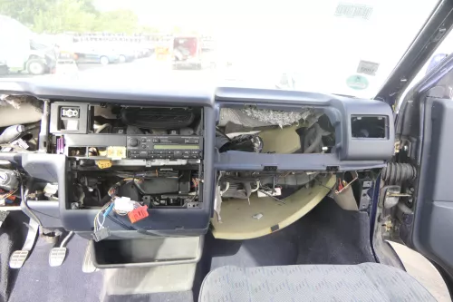 VW T4 Multivan Armaturenbrett Cockpit Amaturbrett blau lagune 7D1857007 ohne An (165920)