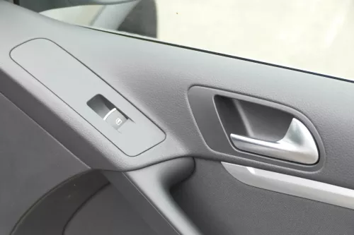 VW Tiguan 5N Türverkleidung Verkleidung Tür vorne+hinten Dynaudio schwarz (165941)