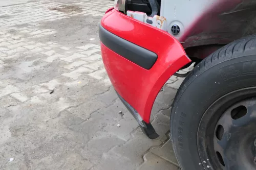 VW Golf 4 Stoßstange vorne Frontstoßstange Stoßfänger rot LY3D SWR (166130)