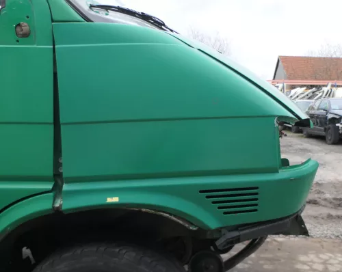 VW T4 kurze Version Kotflügel vorne rechts grün Polizei