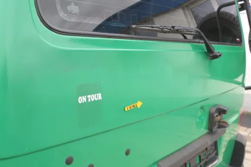 VW T4 Transporter Heckklappe Klappe hinten Kofferraumklappe grün Polizei Scheibe (166178)