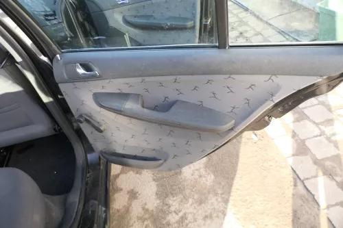 4 x Skoda Fabia 6Y Stufenheck Türverkleidung Verkleidung Tür vorn vorne links re (166394)