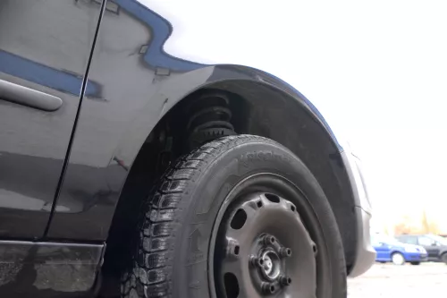 VW Fox 5Z Kotflügel vorne rechts schwarz LC9Z (166409)