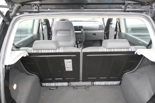 VW Fox Rückbank für Kopfstützen Kopfstütze Rücksitzbank getrennt teilbar geteilt (166417)