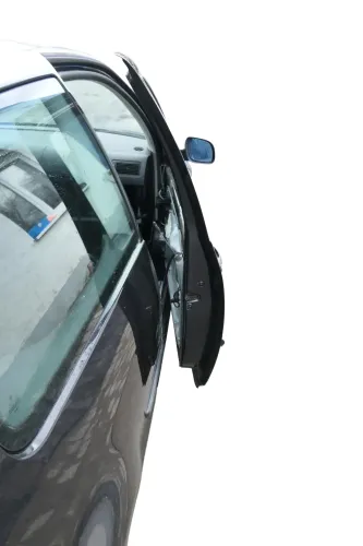 VW Golf 4 Tür vorne rechts Beifahrertür 2/3-Türer schwarz LC9Z ohnAnbauteile (166432)