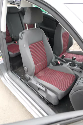 VWW Golf 5 Türdichtung Dichtung Tür vorne rechts Beifahrertür 2/3-Türer