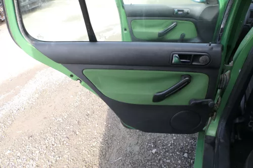 4x Golf 4 Limousine Türverkleidung Verkleidung Tür vorne hinten links recht grün (166553)