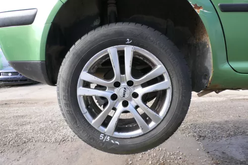 1x Felge Alufelge Golf 4 VW Polo 9N 9N3 7j x15 H2 ET38 - KBA 46483 Rial      2