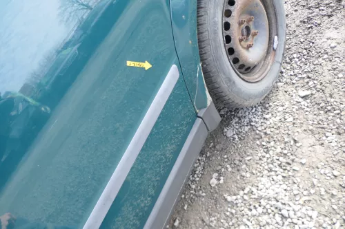 VW Passat 3B 3BG Kombi Variant Tür hinten links grün LB6G ohneAnbauteile (166571)