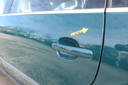 VW Passat 3B 3BG Kombi Variant Tür hinten links grün LB6G ohneAnbauteile (166571)