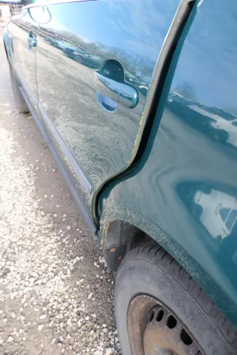 VW Passat 3B 3BG Kombi Variant Tür hinten links grün LB6G ohneAnbauteile (166571)