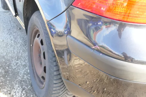 VW Golf 4 Limousine Stoßstange hinten Heckstoßstange Stoßfänger schwarz LC9Z (166627)