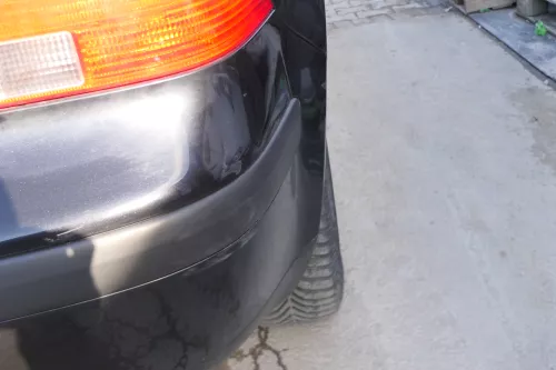 VW Golf 4 Limousine Stoßstange hinten Heckstoßstange Stoßfänger schwarz LC9Z (166627)