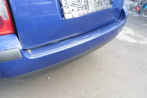 VW Passat 3BG Kombi Variant Stoßstange hinten Heckstoßstange blau LA5E (166647)