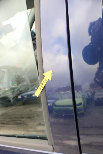 Skoda Octavia 1U Kombi + Limo Tür vorne links Fahrertür blau LF5U 9460 ohne Anba (166697)