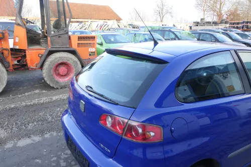 Seat Ibiza 6L Heckklappe Klappe hinten Kofferraumklappe blau LS5G ohneBremsleuch (166833)