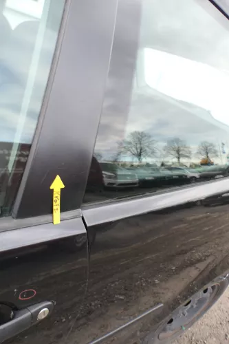 VW Polo 9N 9N3 Tür vorne links Fahrertür 2/3-Türer schwarz LC9Z ohneAnbautei (166864)