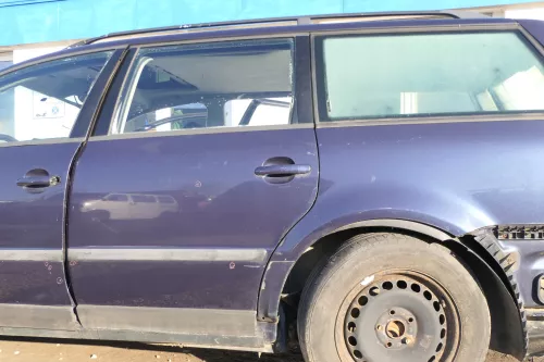 Passat 3B 3BG 3B6 Kombi Variant Tür hinten links blau LN5Y