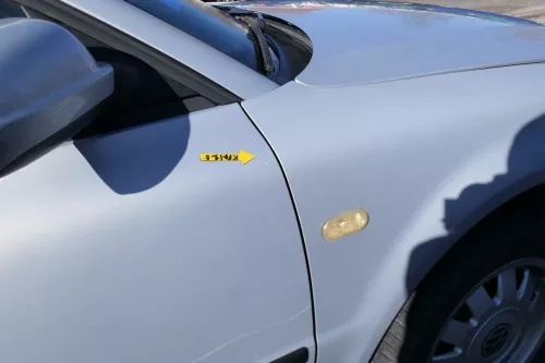 VW Passat 3B 3BG Kombi + Limo Tür vorne rechts Beifahrertür grau silber LB7Z (166968)