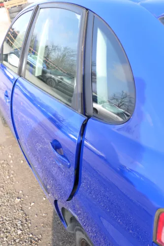 Seat Ibiza 6L Tür 4/5-Türer hinten links blau LS5G - ohne Anbauteile (167191)
