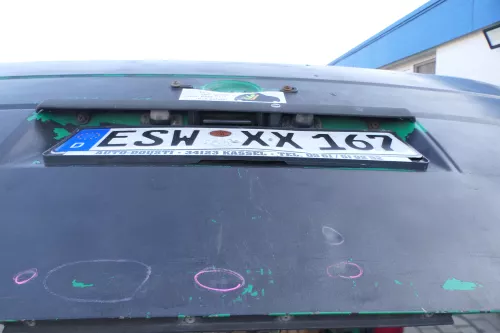 VW T4 Transporter Heckklappe Klappe hinten Kofferraumklappe grün schwarz Kasten (167266)