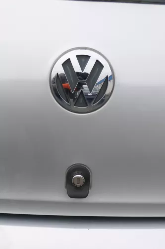 VW Fox 5Z Heckklappe Kofferraumklappe Klappe hinten + Scheibe silber LA7W (167485)
