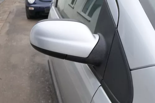 VW Fox 5Z manueller Spiegel Außenspiegel + Glas rechts silber LA7W mechanisch (167489)
