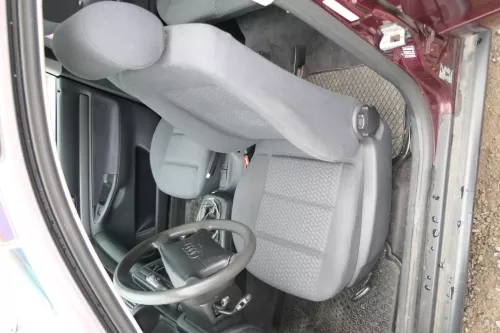 Audi A4 B5 Türdichtung Dichtung Tür vorne links Fahrertür innen auch rechts Beif (167523)