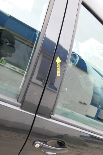 Golf 4 Bora Tür vorne rechts Beifahrertür 4/5-Türer Kombi Variant schwarz LC9Z (167528)