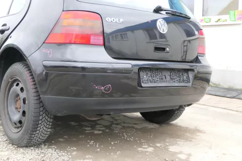 VW Golf 4 Limousine Stoßstange hinten Heckstoßstange Stoßfänger schwarz LC9Z (167534)