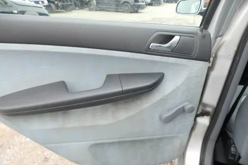 4 x Skoda Fabia 6Y Stufenheck Türverkleidung Verkleidung Tür vorn vorne links re (167714)