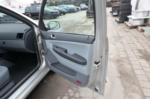 4 x Skoda Fabia 6Y Stufenheck Türverkleidung Verkleidung Tür vorn vorne links re (167714)