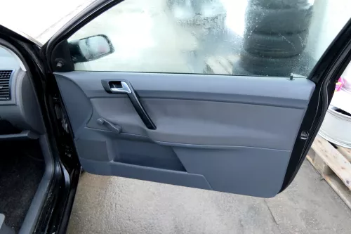 1x VW Polo 9N Türverkleidung Verkleidung Tür vorne rechts 2/3-Türer Beifahrertür (167748)