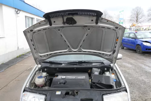 Skoda Fabia 6Y Motorhaube Klappe vorne silber grau LF7T mit Grill vorn (167763)