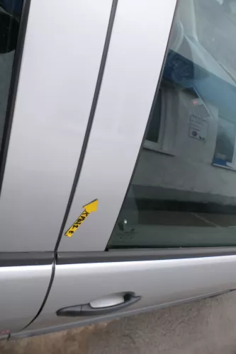 Skoda Fabia 6Y Kombi Limousine Tür vorne rechts Beifahrertür grau silber LF7T (167764)