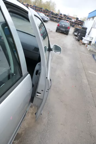 Skoda Fabia 6Y Kombi Limousine Tür vorne rechts Beifahrertür grau silber LF7T (167764)