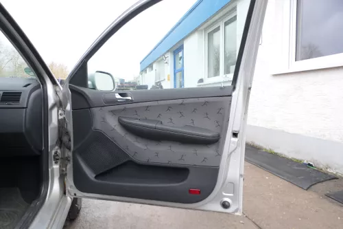 4 x Skoda Fabia 6Y Stufenheck Türverkleidung Verkleidung Tür vorn vorne links re