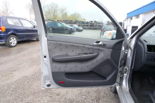 4 x Skoda Fabia 6Y Stufenheck Türverkleidung Verkleidung Tür vorn vorne links re (167772)